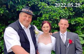 Vőfély Sanyi, Vőfély Sanyi, Sanyi, vőfélysanyi, vofelysanyi, Sanyi Vőfély, Vőfély Sándor, Sándor Vőfély, vőfély, vofely, vőfény, vőféj, násznagy, buli, lagzi, menyasszony, vőlegény, esküvő, lakodalom