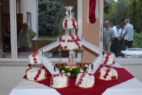 Étel - ital, Vőfély Sanyi, Sanyi, vőfélysanyi, vofelysanyi, Sanyi Vőfély, Vőfély Sándor, Sándor Vőfély, vőfély, vofely, vőfény, vőféj, násznagy, buli, lagzi, menyasszony, vőlegény, esküvő, lakodalom