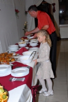 Étel - ital, Vőfély Sanyi, Sanyi, vőfélysanyi, vofelysanyi, Sanyi Vőfély, Vőfély Sándor, Sándor Vőfély, vőfély, vofely, vőfény, vőféj, násznagy, buli, lagzi, menyasszony, vőlegény, esküvő, lakodalom