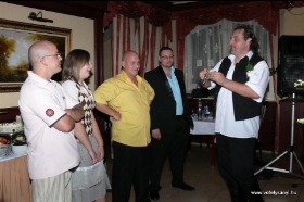  2009.09.12., Vőfély Sanyi, Sanyi, vőfélysanyi, vofelysanyi, Sanyi Vőfély, Vőfély Sándor, Sándor Vőfély, vőfély, vofely, vőfény, vőféj, násznagy, buli, lagzi, menyasszony, vőlegény, esküvő, lakodalom