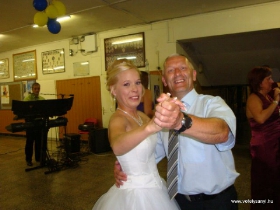  2009.08.15., Vőfély Sanyi, Sanyi, vőfélysanyi, vofelysanyi, Sanyi Vőfély, Vőfély Sándor, Sándor Vőfély, vőfély, vofely, vőfény, vőféj, násznagy, buli, lagzi, menyasszony, vőlegény, esküvő, lakodalom