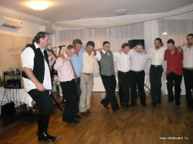  2009.07.11., Vőfély Sanyi, Sanyi, vőfélysanyi, vofelysanyi, Sanyi Vőfély, Vőfély Sándor, Sándor Vőfély, vőfély, vofely, vőfény, vőféj, násznagy, buli, lagzi, menyasszony, vőlegény, esküvő, lakodalom