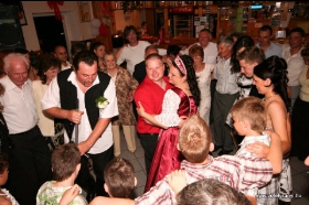  2009.06.06., Vőfély Sanyi, Sanyi, vőfélysanyi, vofelysanyi, Sanyi Vőfély, Vőfély Sándor, Sándor Vőfély, vőfély, vofely, vőfény, vőféj, násznagy, buli, lagzi, menyasszony, vőlegény, esküvő, lakodalom