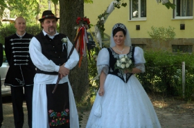  2009.04.25., Vőfély Sanyi, Sanyi, vőfélysanyi, vofelysanyi, Sanyi Vőfély, Vőfély Sándor, Sándor Vőfély, vőfély, vofely, vőfény, vőféj, násznagy, buli, lagzi, menyasszony, vőlegény, esküvő, lakodalom