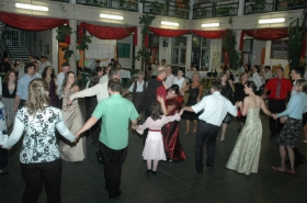  2009.04.25., Vőfély Sanyi, Sanyi, vőfélysanyi, vofelysanyi, Sanyi Vőfély, Vőfély Sándor, Sándor Vőfély, vőfély, vofely, vőfény, vőféj, násznagy, buli, lagzi, menyasszony, vőlegény, esküvő, lakodalom