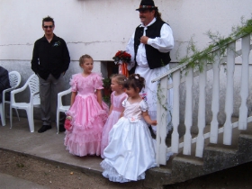  2008.05.17., Vőfély Sanyi, Sanyi, vőfélysanyi, vofelysanyi, Sanyi Vőfély, Vőfély Sándor, Sándor Vőfély, vőfély, vofely, vőfény, vőféj, násznagy, buli, lagzi, menyasszony, vőlegény, esküvő, lakodalom