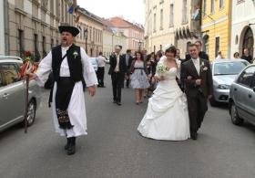 2011.05.14., Vőfély Sanyi, Sanyi, vőfélysanyi, vofelysanyi, Sanyi Vőfély, Vőfély Sándor, Sándor Vőfély, vőfély, vofely, vőfény, vőféj, násznagy, buli, lagzi, menyasszony, vőlegény, esküvő, lakodalom