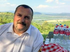 2018.09.08., Vőfély Sanyi, Sanyi, vőfélysanyi, vofelysanyi, Sanyi Vőfély, Vőfély Sándor, Sándor Vőfély, vőfély, vofely, vőfény, vőféj, násznagy, buli, lagzi, menyasszony, vőlegény, esküvő, lakodalom