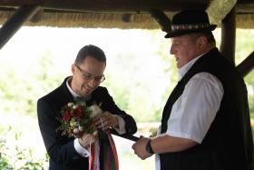 2021.07.30., Vőfély Sanyi, Sanyi, vőfélysanyi, vofelysanyi, Sanyi Vőfély, Vőfély Sándor, Sándor Vőfély, vőfély, vofely, vőfény, vőféj, násznagy, buli, lagzi, menyasszony, vőlegény, esküvő, lakodalom