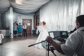 2021.08.28., Vőfély Sanyi, Sanyi, vőfélysanyi, vofelysanyi, Sanyi Vőfély, Vőfély Sándor, Sándor Vőfély, vőfély, vofely, vőfény, vőféj, násznagy, buli, lagzi, menyasszony, vőlegény, esküvő, lakodalom