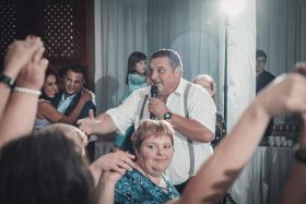 2021.08.28., Vőfély Sanyi, Sanyi, vőfélysanyi, vofelysanyi, Sanyi Vőfély, Vőfély Sándor, Sándor Vőfély, vőfély, vofely, vőfény, vőféj, násznagy, buli, lagzi, menyasszony, vőlegény, esküvő, lakodalom