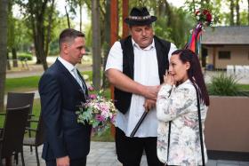 2021.09.18., Vőfély Sanyi, Sanyi, vőfélysanyi, vofelysanyi, Sanyi Vőfély, Vőfély Sándor, Sándor Vőfély, vőfély, vofely, vőfény, vőféj, násznagy, buli, lagzi, menyasszony, vőlegény, esküvő, lakodalom
